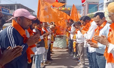 पाली, छत्रपति शिवाजी की प्रतिमा पर पुष्प अर्पित कर किया याद