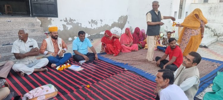 जिला ईकाई को माला- साफा एवं इकलाई पहनाकर किया बहुमान