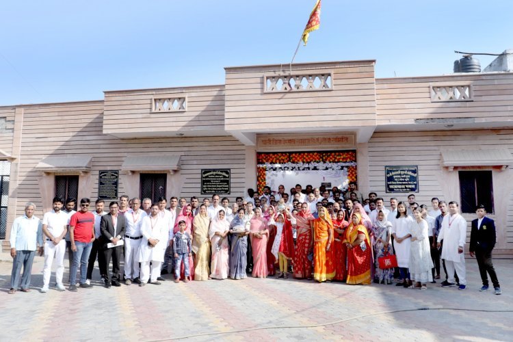 पाली जिला वैष्णव समाज (च.स.) द्वारा 121यूनिट दिया रक्तदान 