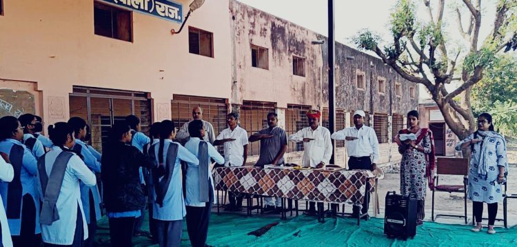 साइबर क्राइम के बारे में विद्यार्थियों को जागरूक किया