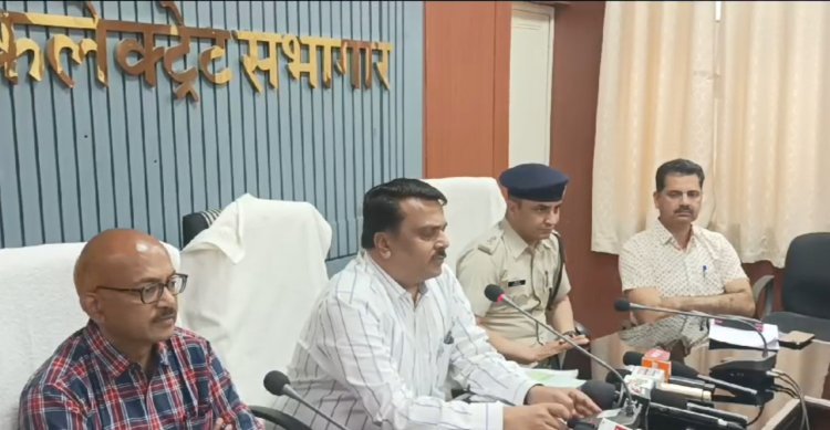 ईवीएम व वी वी पेट के मशीन के जरिए होगा मतदान