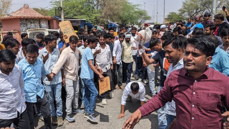 कांग्रेस के बागी नरेश मीणा ने किया नामांकन दाखिल