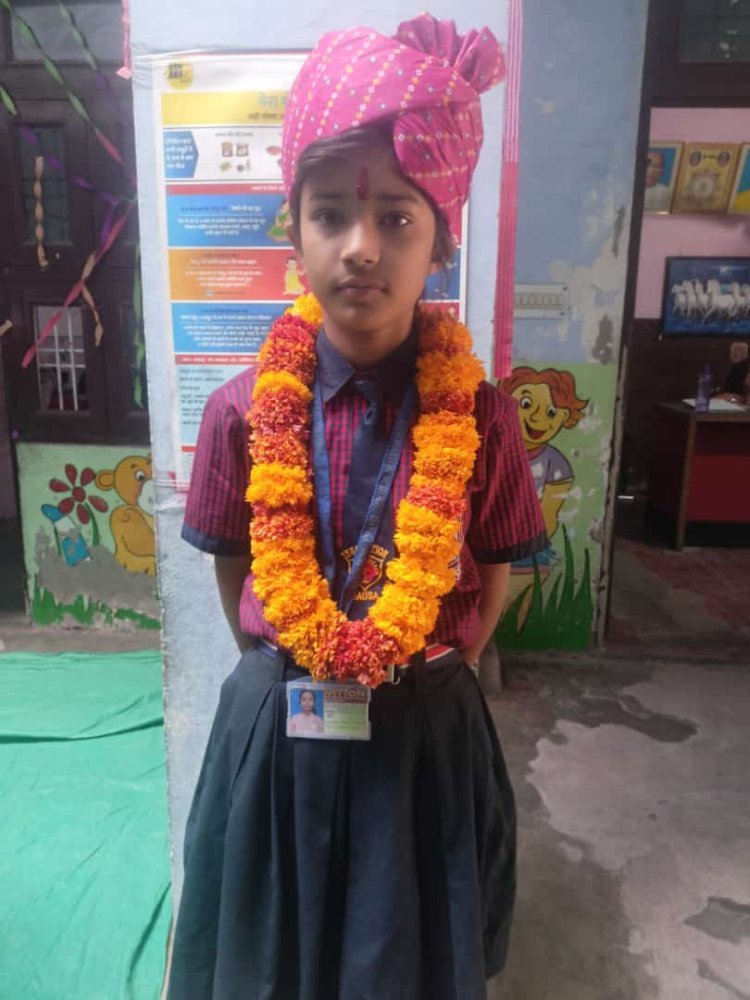 नवोदय में चयन होने पर हिमांशी का किया सम्मान