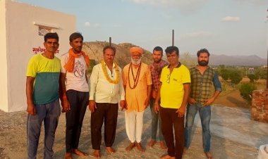 तहसील अध्यक्ष ने कीए प्राकर्तिक शिवलिंग के दर्शन