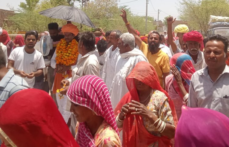 महंत अर्जुंनदास महाराज आवागमन पर समाज के लोगो ने किया स्वागत
