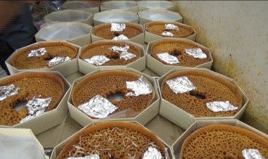 घेवर भगवान श्री कृष्ण को परोसे जाने वाले छप्पन भोग (56 व्यंजन) में से एक है इसकी उत्पत्ति राजस्थान से हुई है