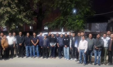 पाली से लघु उद्योग भारती राजस्थान टैक्सटाइल हैंड प्रोसेसर्स एसोसिएशन के नेतृत्व में उद्यमी जयपुर के लिए हुए रवाना