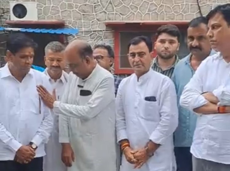 कांग्रेस ने नए बिजली मीटर लगाने का किया विरोध, सौंपा ज्ञापन