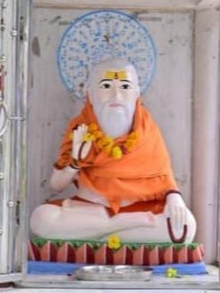 गुरु श्री फूल नारायण आश्रम में रुद्राभिषेक एवं गुरु पूजन शुरू