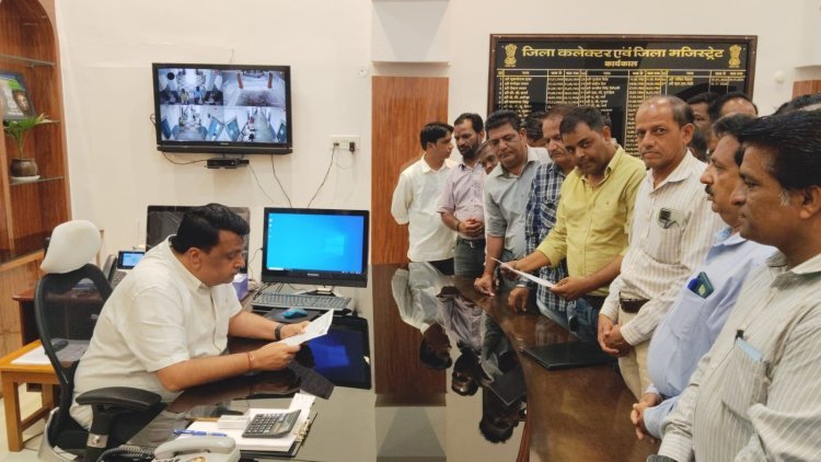 पत्रकारों पर लगातार हो रहे हमले असहनीय पत्रकारो की सुरक्षा के लिए पत्रकार सुरक्षा कानून की मांग को लेकर IFWJ पाली ने मुख्यमंत्री के नाम जिला कलेक्टर को सौंपा ज्ञापन