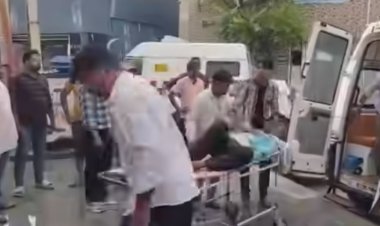 सवारियों से भरा जुगाड़ पलटा एक की मौत 13 घायल