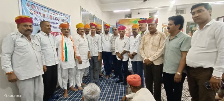 Honor ceremony of the officials appointed in the State Congress