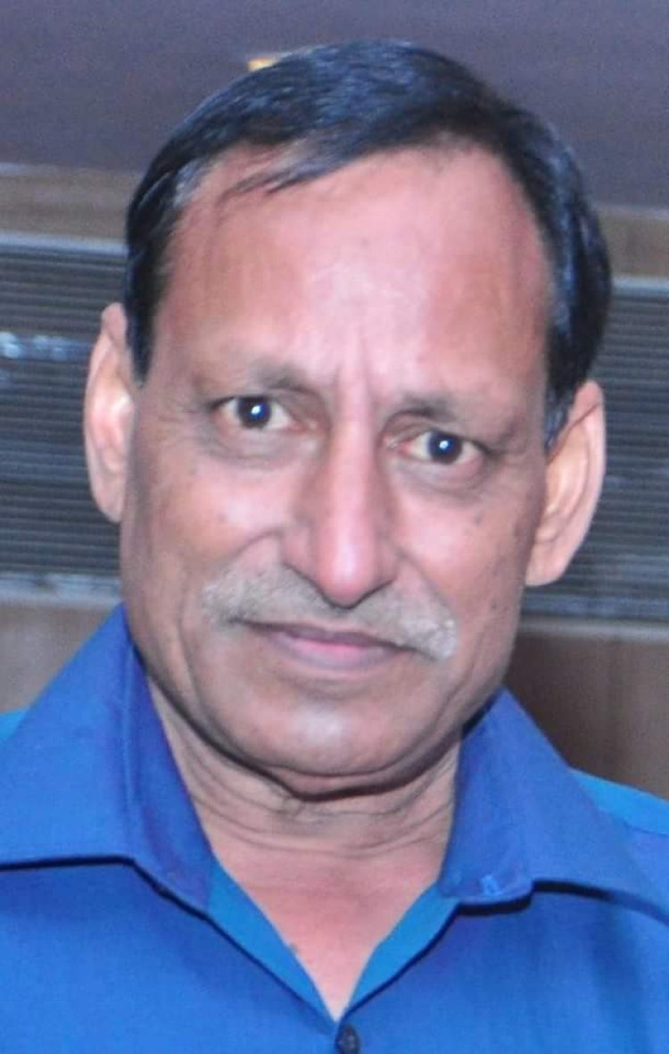 ग़ज़ल : ये किसने दी है सदा रात के अँधेरे में 