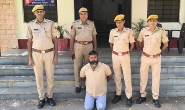 हार्डकोर अपराधी को अवैध शराब कब्जे में रखने पर किया गिरफ्तार