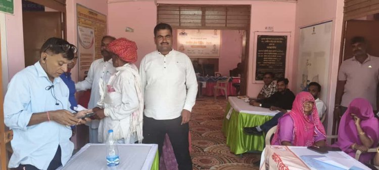 खोखरा गाँव में सेवा पखवाड़ा शिविर आयोजित हुआ 