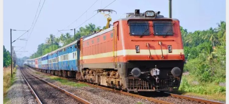 पुर्नविकास कार्य के कारण रेल रूट प्रभावित