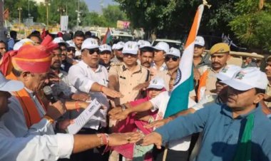 यूनिटी मार्च में स्वदेशी अपनाने पर दिया जोर