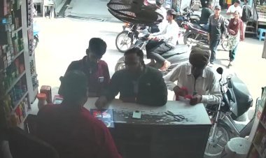 रिटायर्ड फौजी के बैग से चोरों ने 50 हजार रुपये चुराए