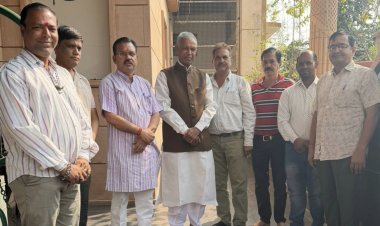 बदलते समय में जमाने के साथ कदम से कदम मिलाकर चलना आवश्यक : दवे