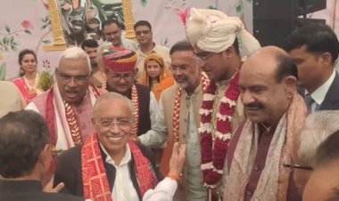 मदन राठौड़ के पुत्र को दिया आशीर्वाद