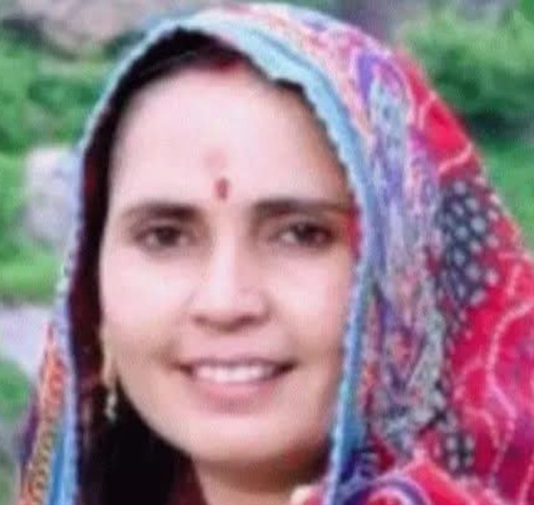 पटवारी रेणुका चौधरी बर्खास्त