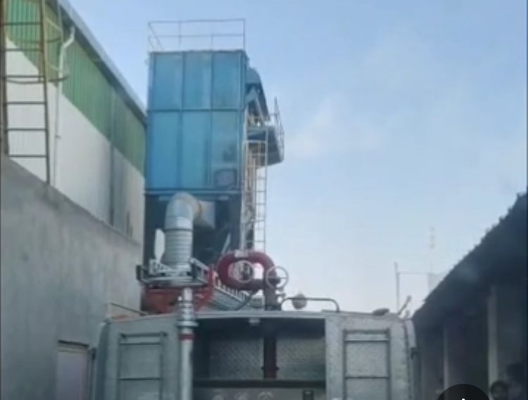 फैक्ट्री में लगी आग   