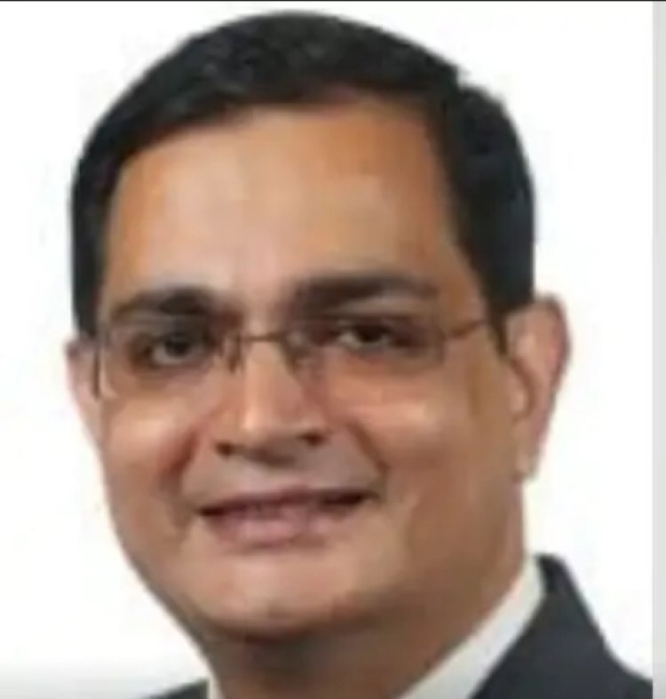 एम्स अधीक्षक को बदला   