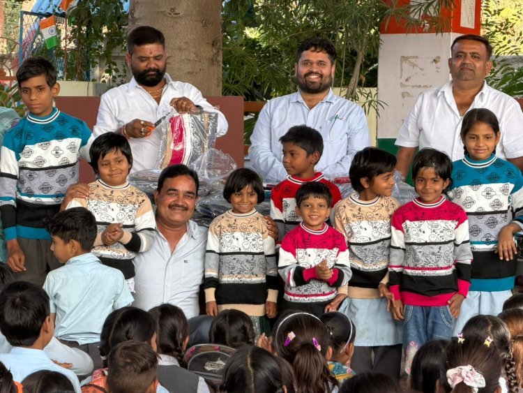 उद्योगपति विकास टांक (MLT परिवार) ने स्कूल बच्चों संग मनाया अपना जन्मदिन