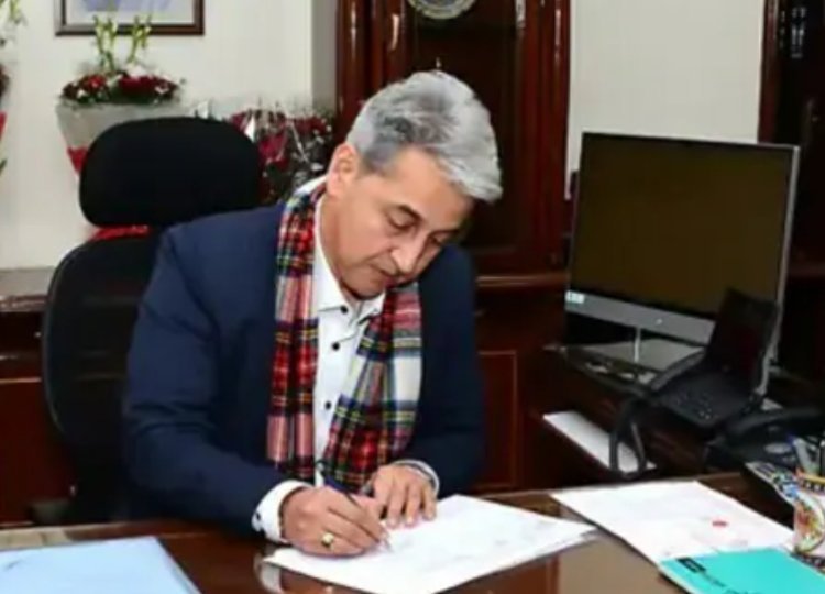 पंत का तबादला हुआ 