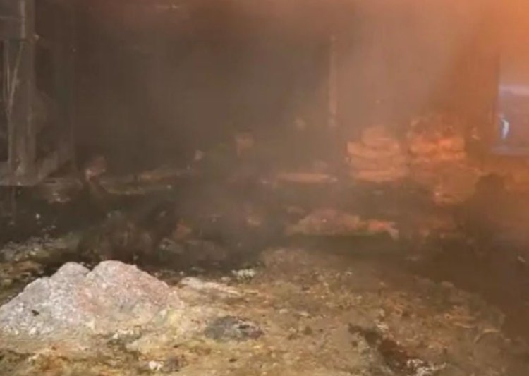 मेहंदी फैक्ट्री में आग एक की मृत्यु दो ज़ुलसे     