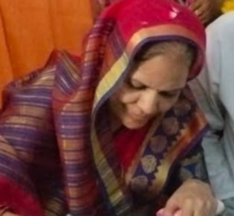 जहाजपुर की प्रधान को हटाया           