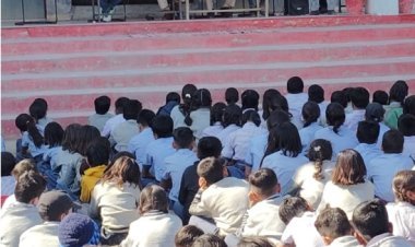 पुलिस ने चलाया जागरूकता कार्यक्रम   