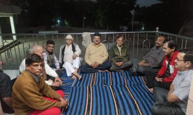 हम चाहे कहीं पर भी क्यों न रहते हो हमें हमारी जड़ों से जुड़े हुए रहना चाहिए --- शर्मा