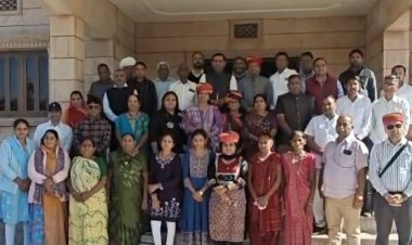 पंचायत धींगाणा की एक्सपोजर विजिट पर पहुंचे गुजरात के प्रतिनिधि