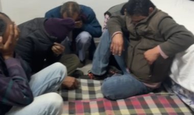 जुआँ खेलते तीन गिरफ्तार   