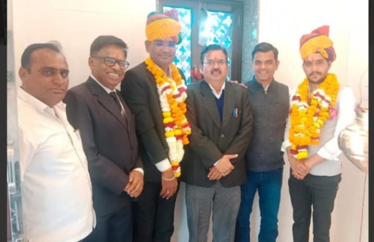 बार एशोशियन चुनाव के लिए नामांकन पत्र वापसी एवं नामांकन पत्र जांच 