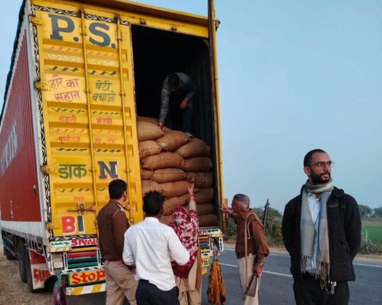 ट्रक में गुप्त चेम्बर से 498 पेटी अन्य राज्य की शराब बरामद