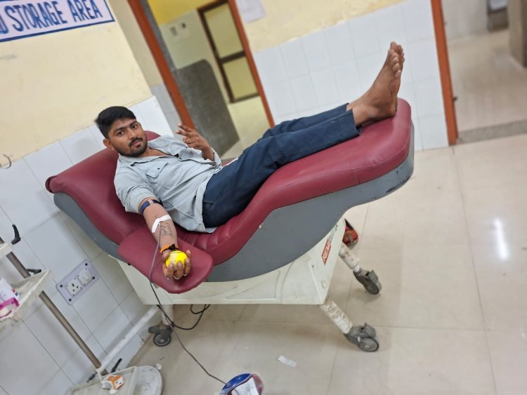 गोयल जी ब्लड फाउंडेशन के अध्यक्ष रोहिताश दौसा ने किया 82वीं बार  किया स्वैच्छिक रक्तदान