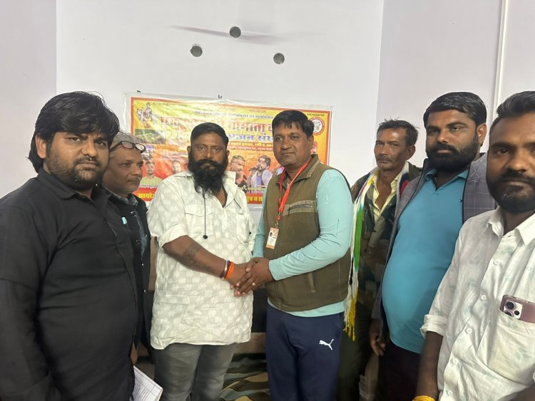 गौपुत्र सेना तहसील मारवाड़ की बैठक हुई सम्पन्न। गौपुत्र‌ महेन्द्र कुमार प्रजापत सवराड़ बने तहसील संरक्षक