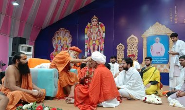 संत वचनाराम राठौड़ ने ली दीक्षा, जयकारों से गूंज उठा पांडाल