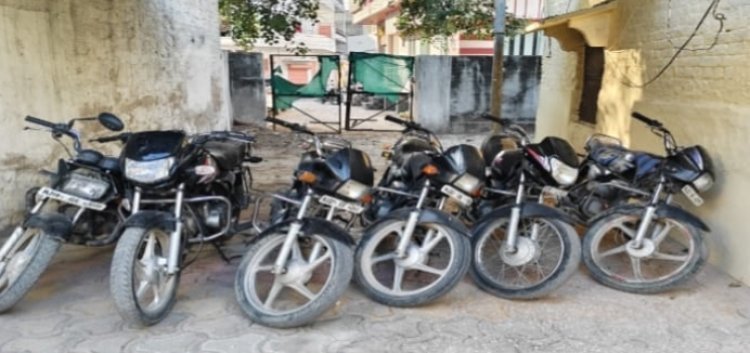 दुपहिया वाहन चोर गिरफतार