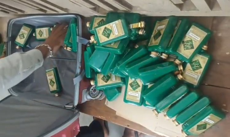 ट्रैन से 100 क्वार्टर अंग्रेजी शराब बरामद