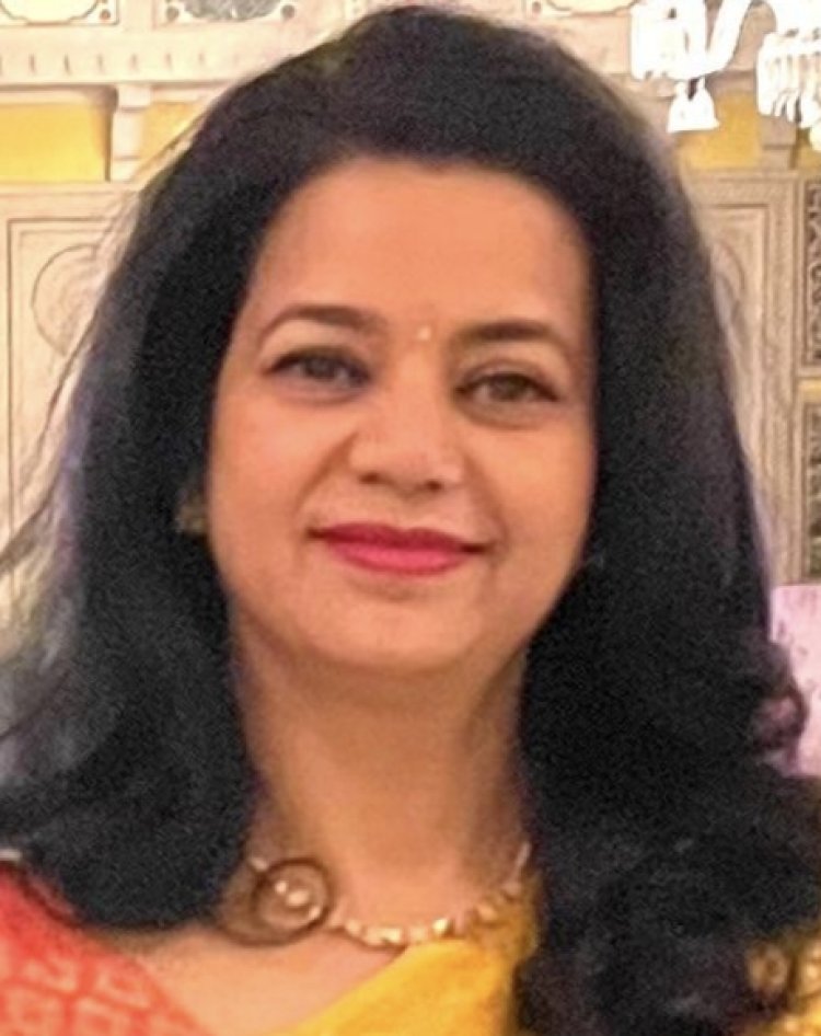 आधुनिकता की अंधी दौड़ और बिखरते भारतीय संस्कार : डॉ, पायल गोयल