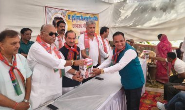 पुष्पा जैन स्मारक पर श्रद्धांजलि सभा