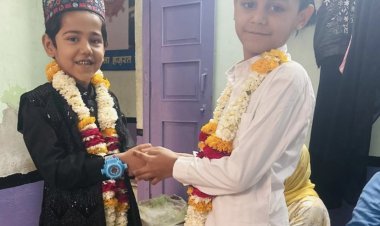 चचेरे भाइयों ने रखा साथ साथ पहला रोजा