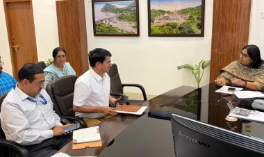 सहकारी समिति की योजनाओं की समीक्षा बैठक आयोजित’