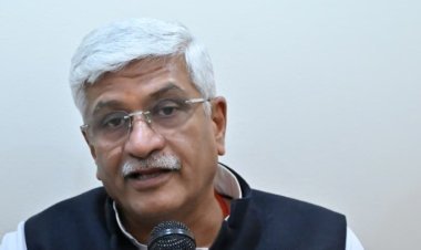 गैस संकट पर कांग्रेस फैला रही भ्रम : शेखावत