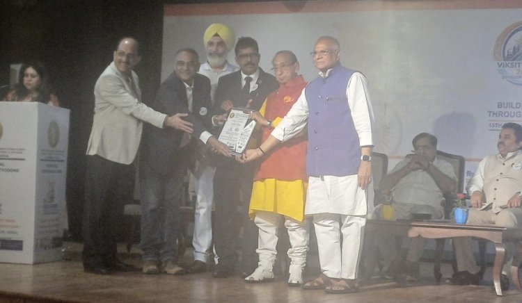 गौतम वी. कपूर जेननेक्स्ट लीडरशिप एक्सीलेंस अवार्ड 2026 से सम्मानित