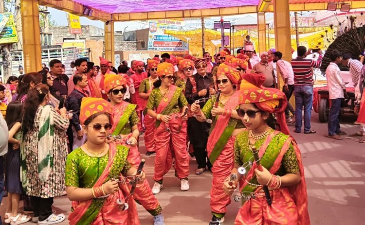 चेटीचण्ड महोत्सव पर शोभायात्रा निकाली           