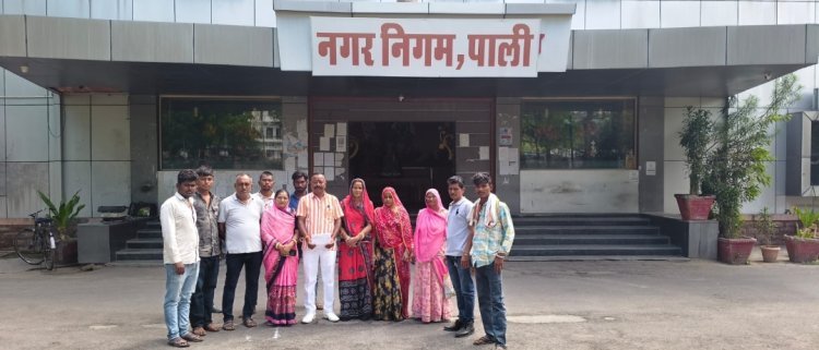 रामलीला मैदान से अतिक्रमण हटाने की मांग